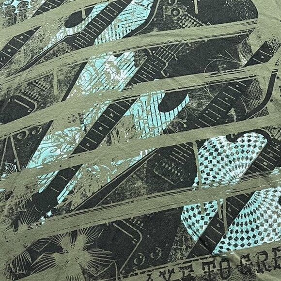 Metal guitar Shirt - Picture 2 of 5